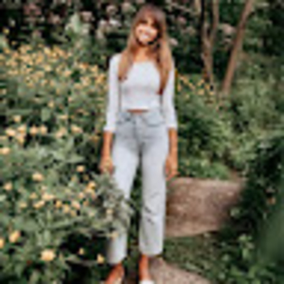 Meet your Posher, Erica - Picture 1 of 1